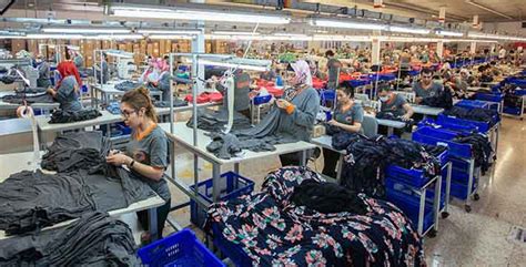 vetement zara sorties usine